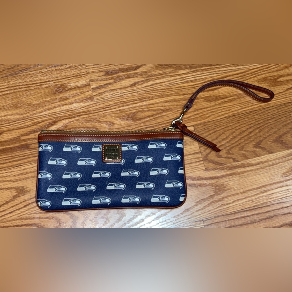 NFL Seattle Seahawks Dooney and Bourke larger zipper wallet